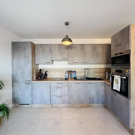 T3 Dans Neuve Avec Piscine Apartman