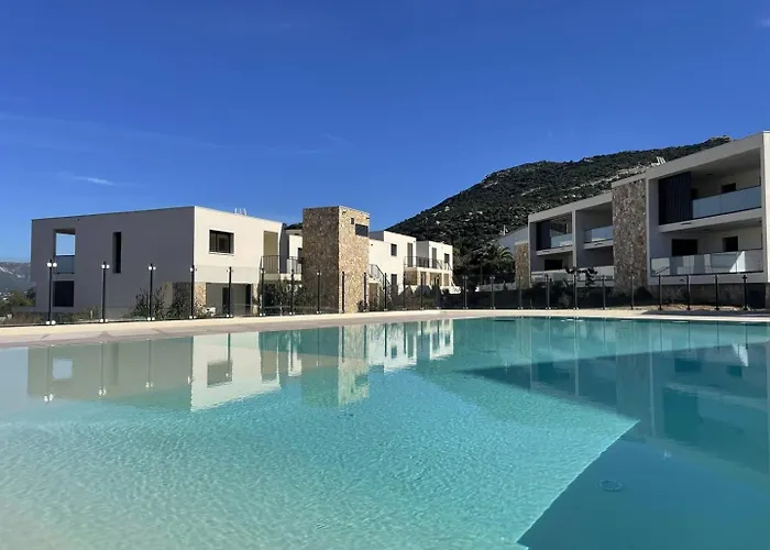 Apartamento T3 Dans Résidence Neuve Avec Piscine *