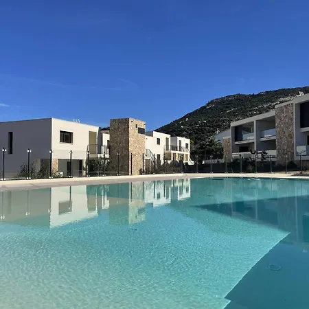 Apartment T3 Dans Neuve Avec Piscine *